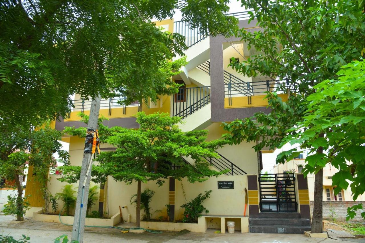 Gopi Homestay Hampi Bagian luar foto